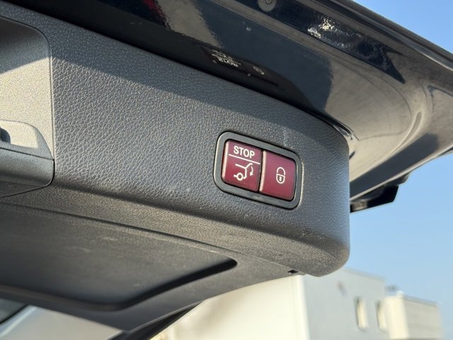 Used 2013 Mercedes-Benz GL 550 4MATIC image 28