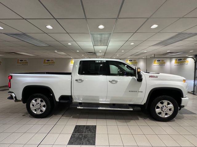Used 2022 Chevrolet Silverado 2500 LTZ w/ Z71 Chrome Sport Edition image 3