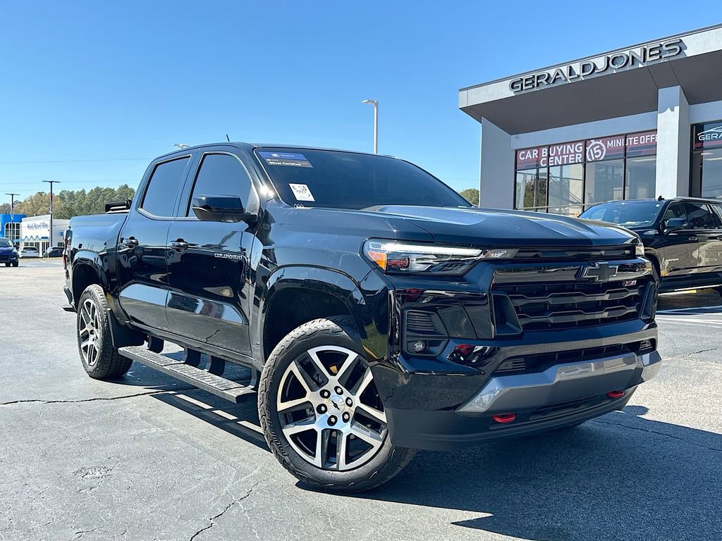 Used 2023 Chevrolet Colorado Z71 w/ Advanced Trailering Package AWD/4WD image 1