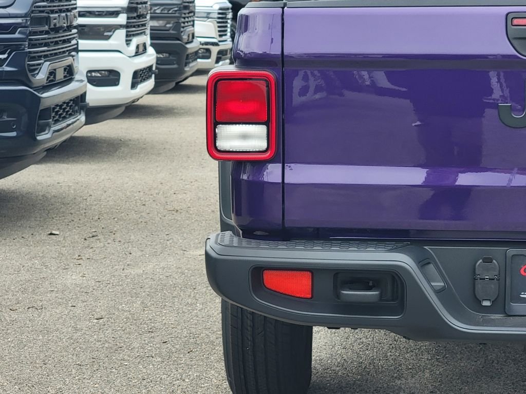 New 2026 Jeep Gladiator Sport AWD/4WD image 6