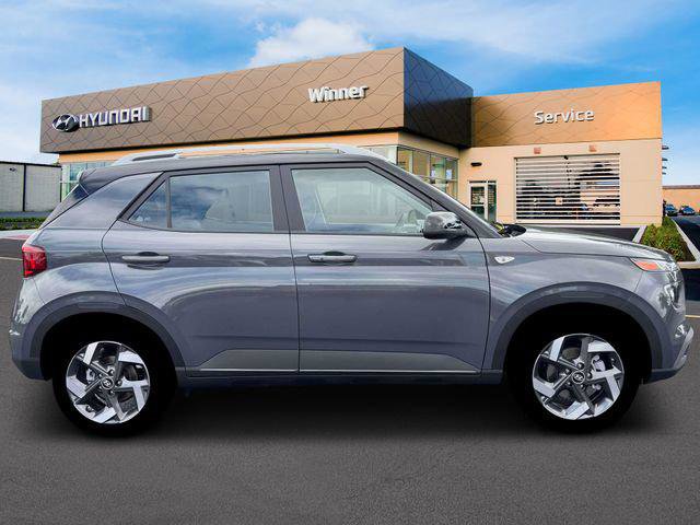 New 2026 Hyundai Venue SEL image 9