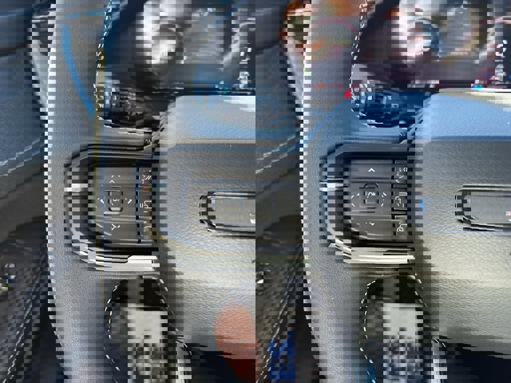 New 2026 Jeep Cherokee Laredo image 14