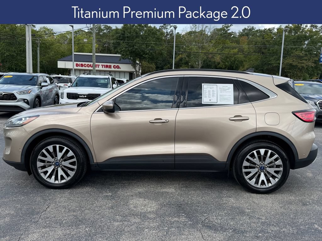 Used 2020 Ford Escape Titanium w/ Titanium Premium Package 2.0 AWD/4WD image 2
