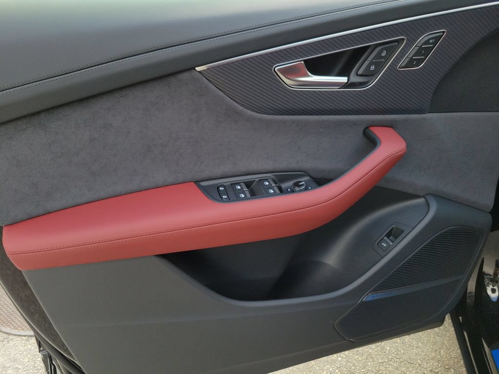 New 2026 Audi SQ8 Prestige AWD/4WD image 18