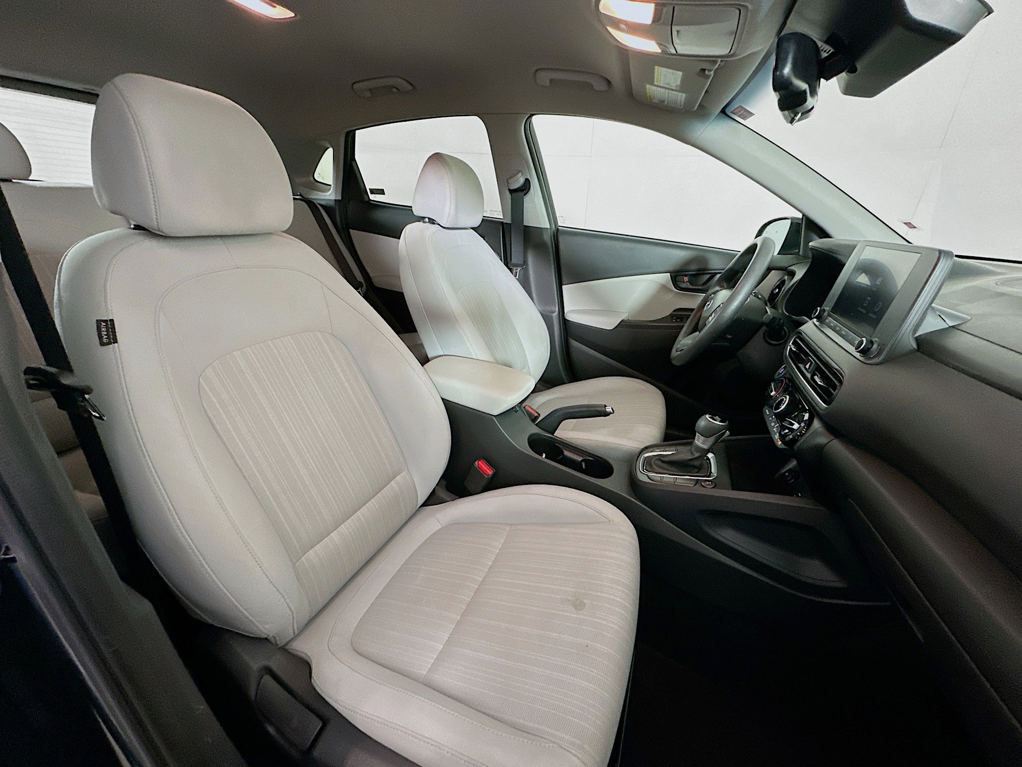 Used 2023 Hyundai Kona SEL w/ Cargo Package image 28