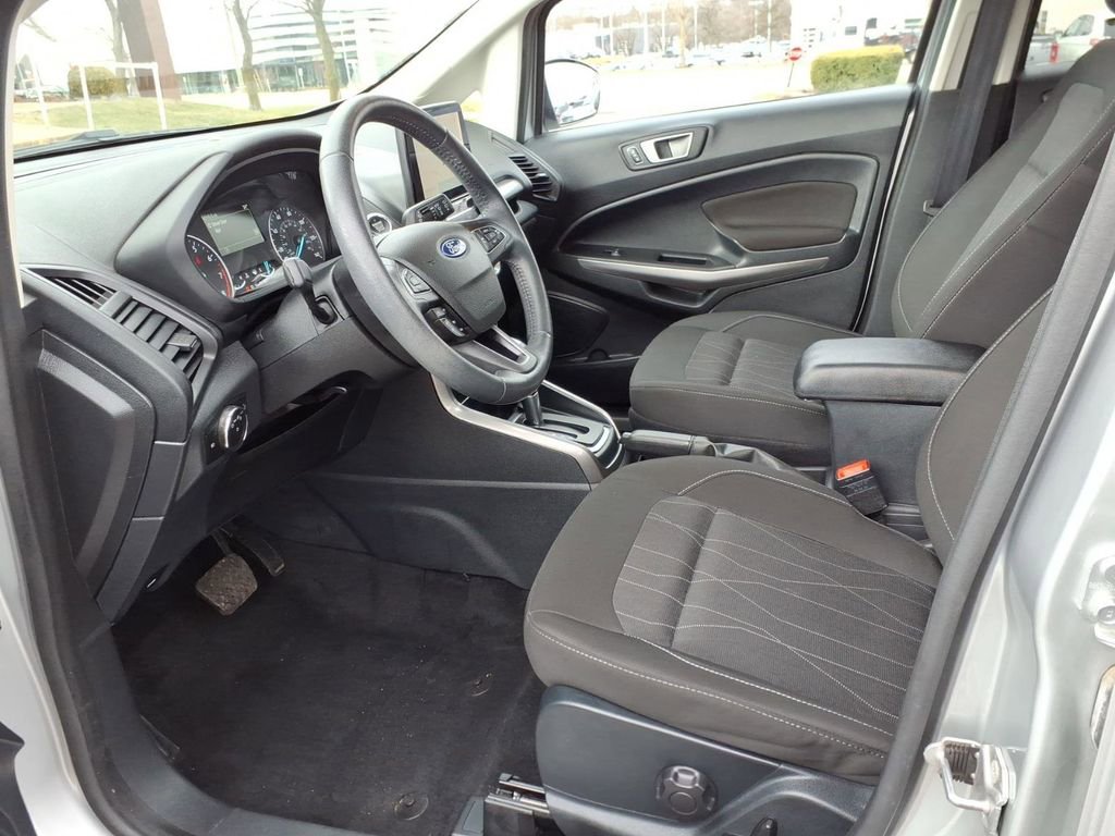 Used 2020 Ford EcoSport SE w/ SE Convenience Package image 10