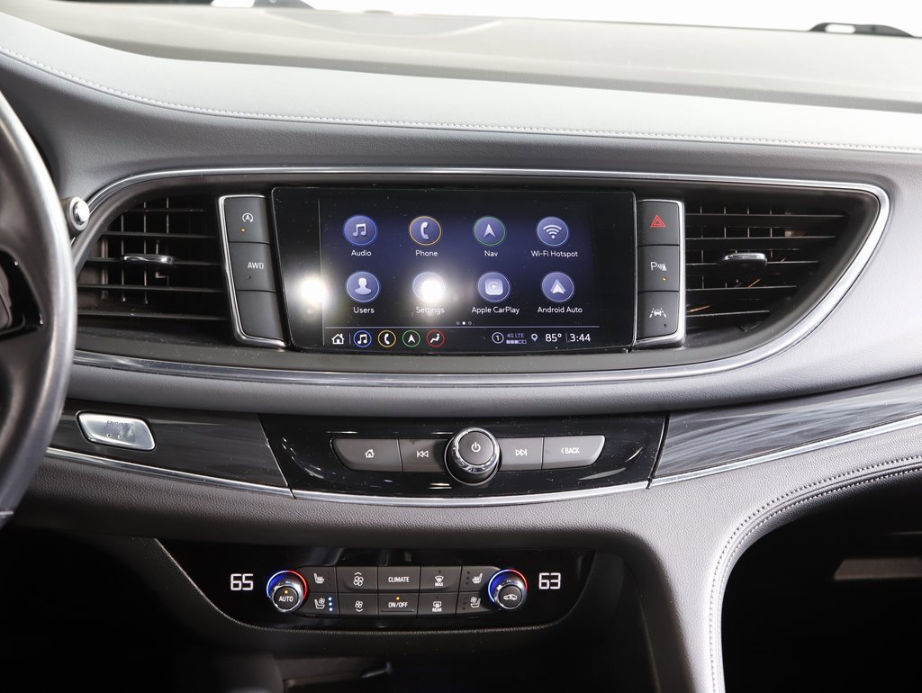 Used 2024 Buick Enclave Premium image 16