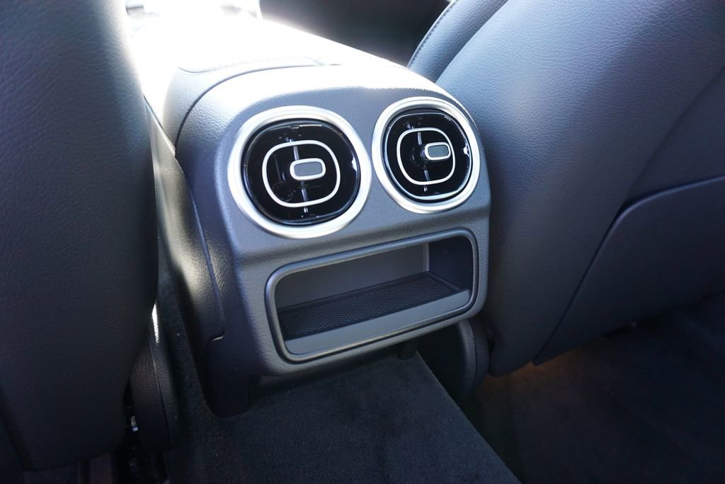 New 2026 Mercedes-Benz C 300 Sedan image 43