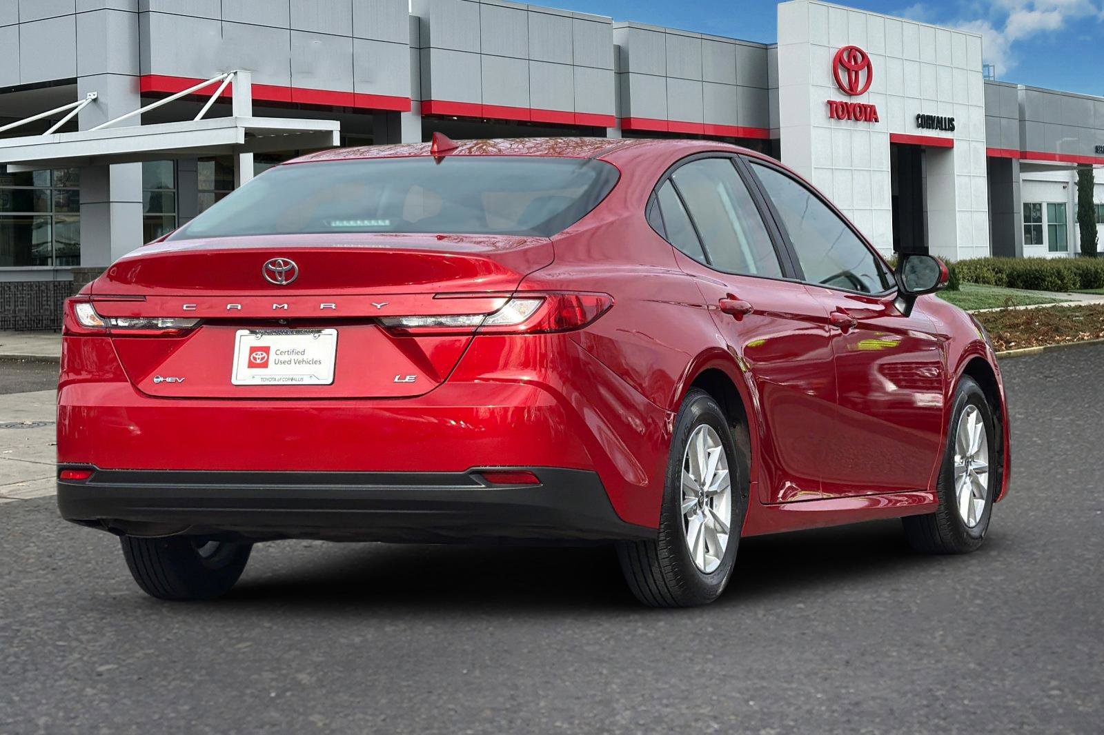 Certified 2025 Toyota Camry LE image 4
