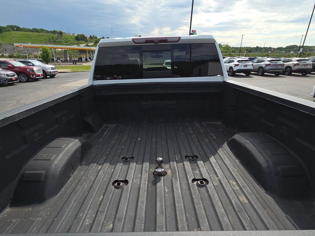 Used 2021 GMC Sierra 2500 SLT w/ SLT Premium Package AWD/4WD image 8