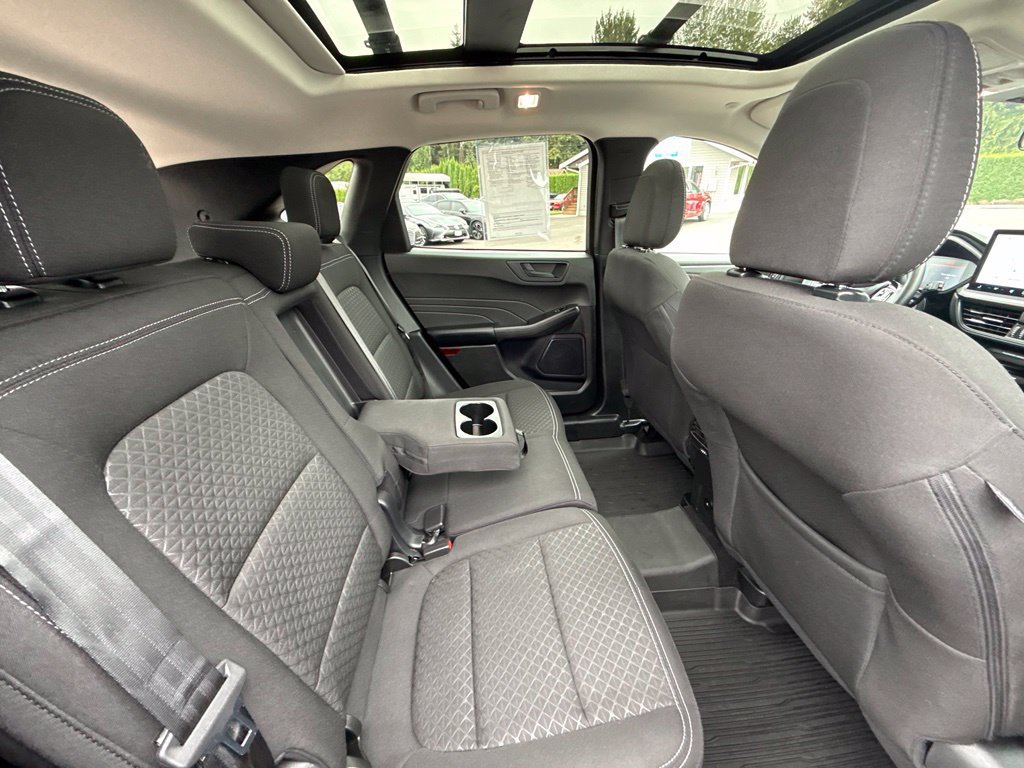 Used 2024 Ford Escape Active w/ Tech Pack #1 AWD/4WD image 16