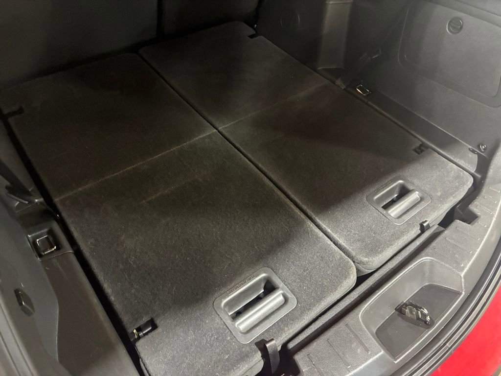 Used 2013 Ford Explorer XLT image 26