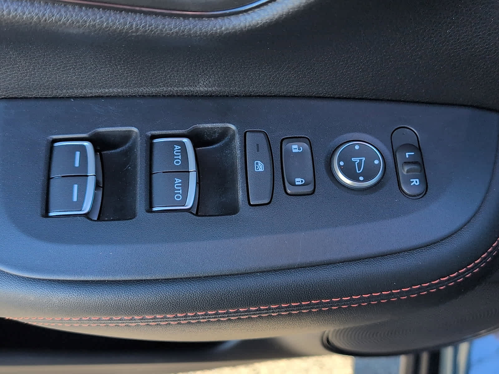 Certified 2024 Honda HR-V Sport image 26