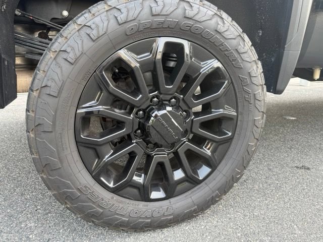 Used 2025 GMC Sierra 3500 Denali Ultimate AWD/4WD image 8