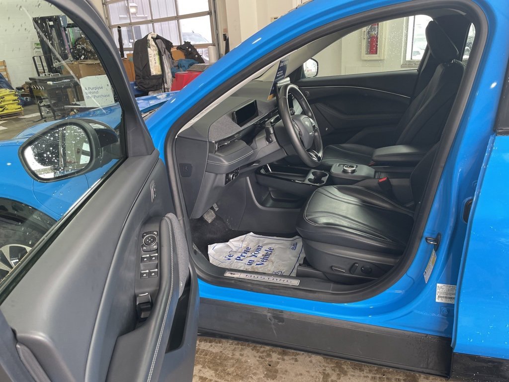 Certified 2022 Ford Mustang Mach-E Premium image 9