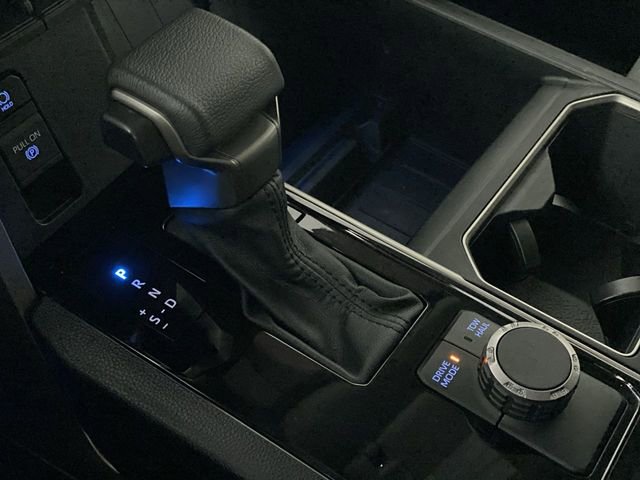 Used 2024 Toyota Tundra SR5 w/ SR5 Premium Package image 21