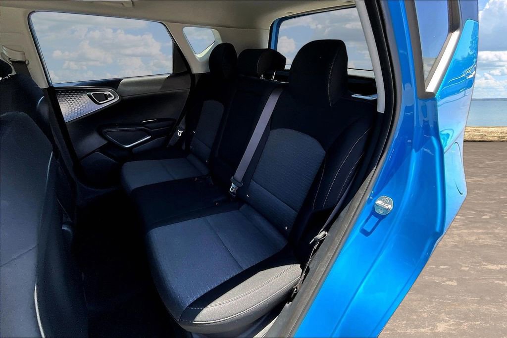 Used 2025 Kia Soul EX FWD image 24