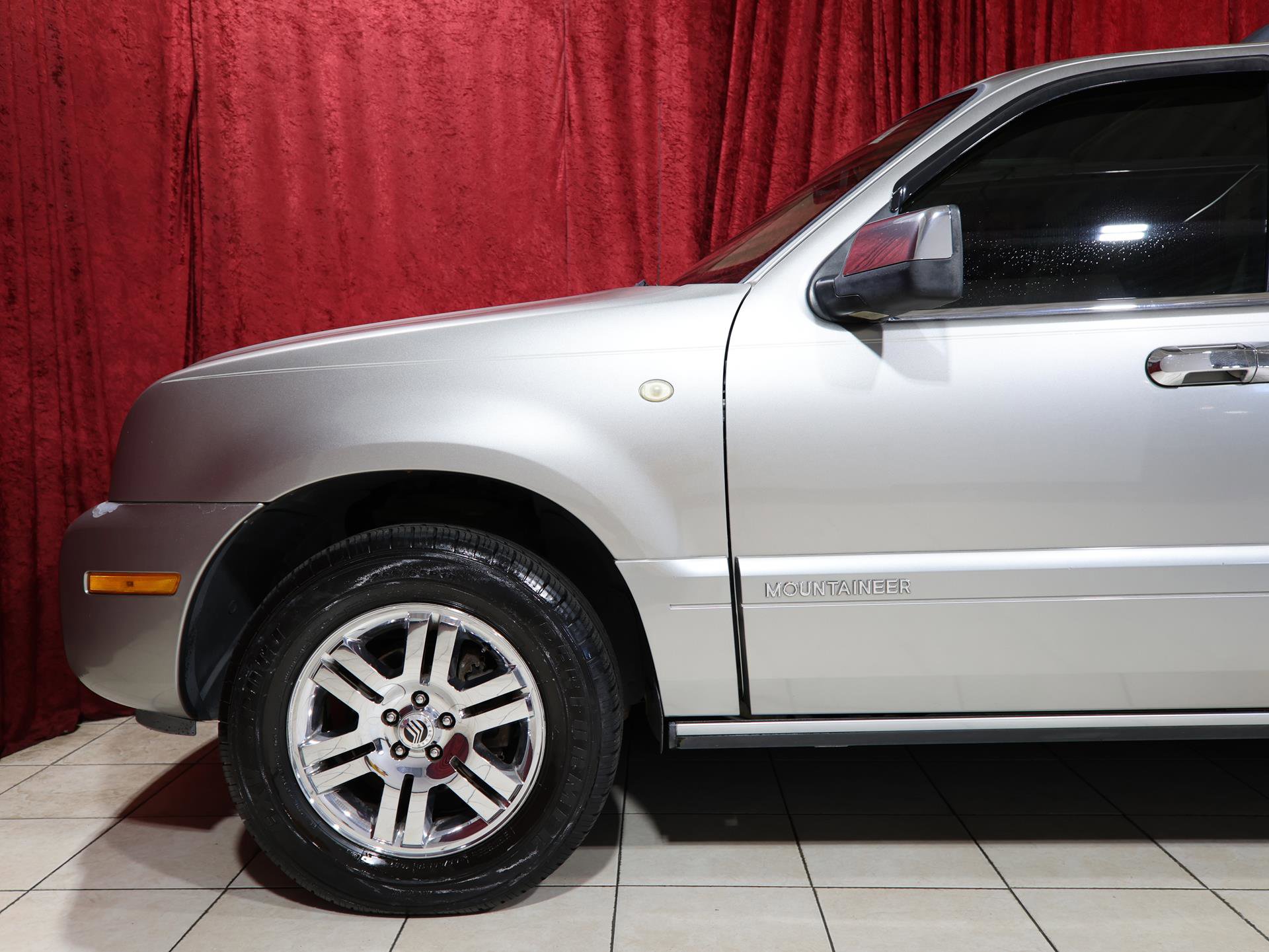 Used 2008 Mercury Mountaineer Premier image 5