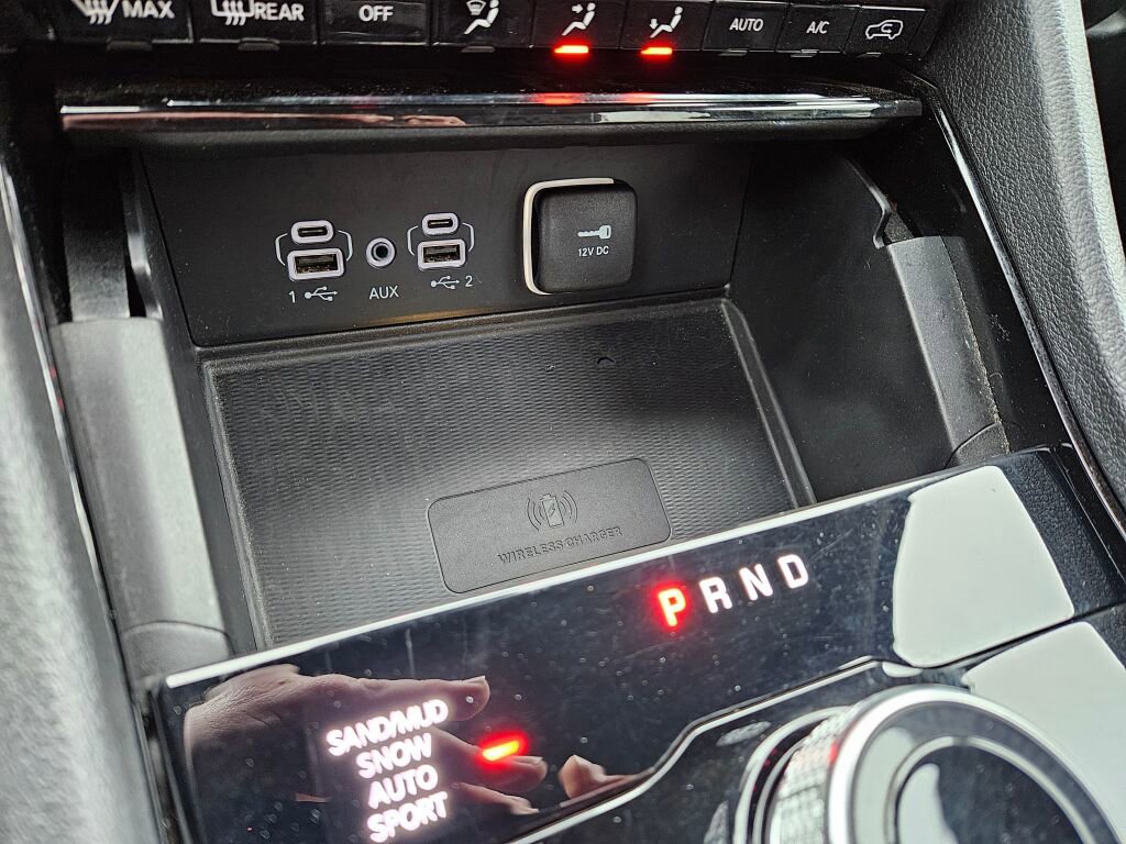 Used 2023 Jeep Grand Cherokee Limited w/ Luxury Tech Group II image 27