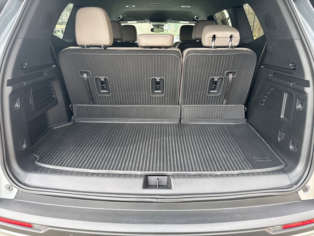 Used 2024 GMC Acadia Elevation w/ LPO, Floor Liner Package image 26