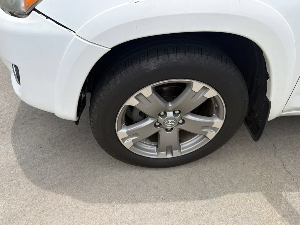 Used 2009 Toyota RAV4 Sport FWD image 8