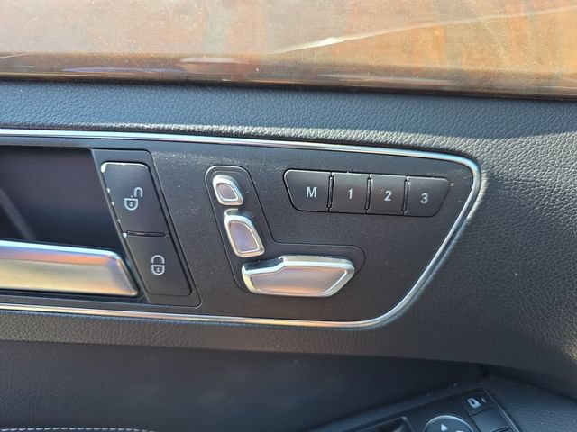 Used 2014 Mercedes-Benz E 350 4MATIC Sedan image 18