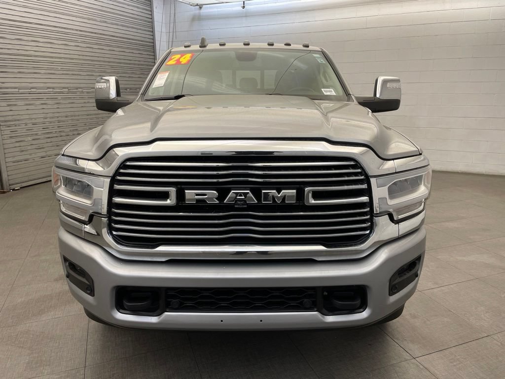 Certified 2024 RAM 3500 Laramie w/ Towing Technology Group AWD/4WD image 3