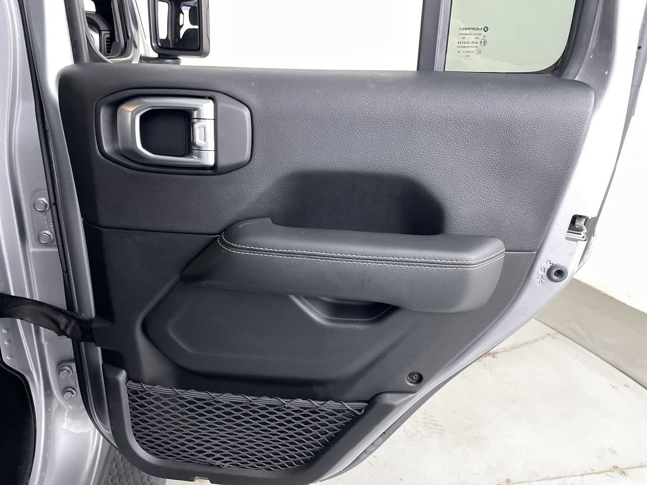 Used 2020 Jeep Wrangler Unlimited Sahara w/ Cold Weather Group AWD/4WD image 21