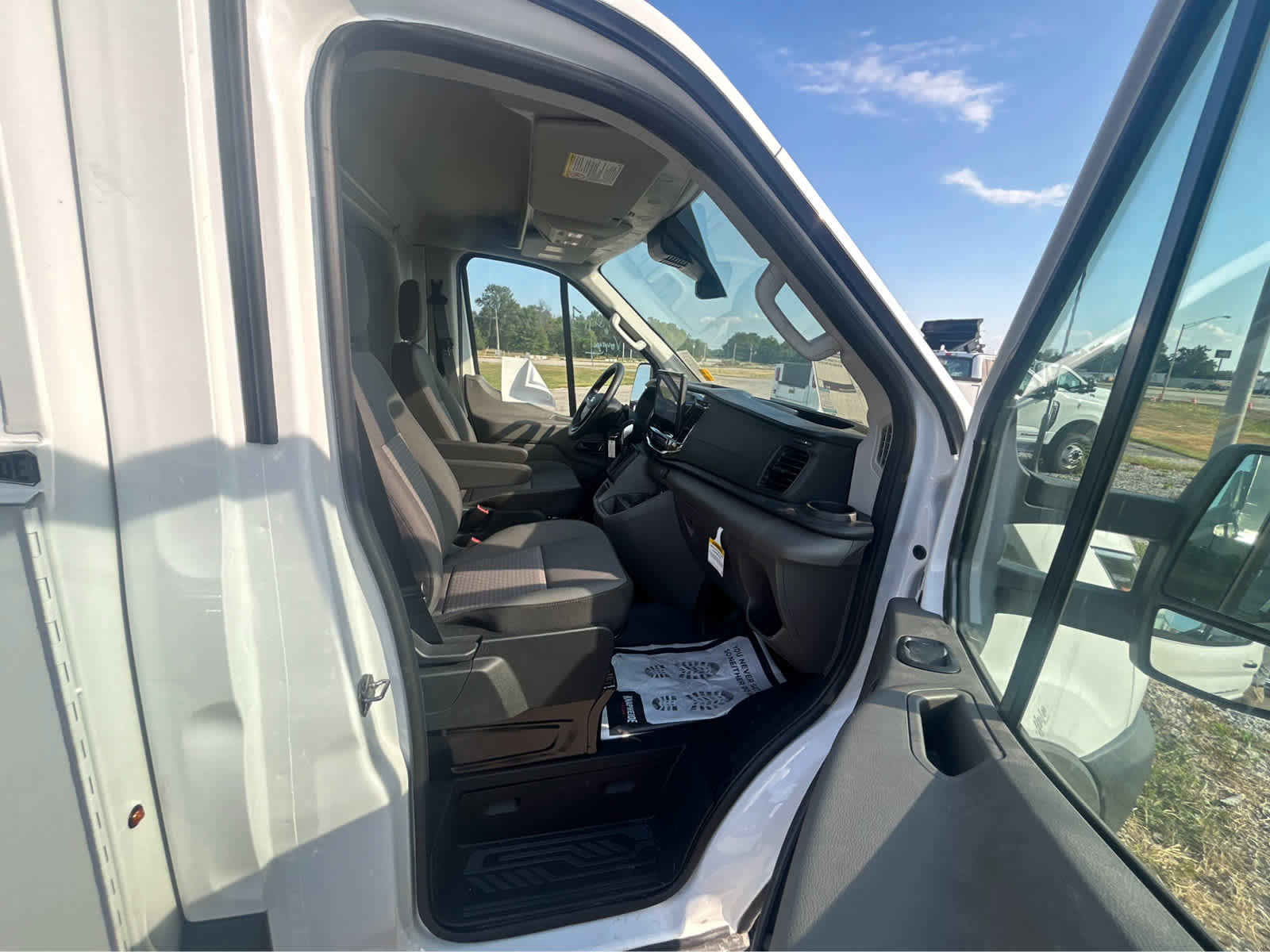 New 2025 Ford Transit 350 w/ Interior Upgrade Package image 13