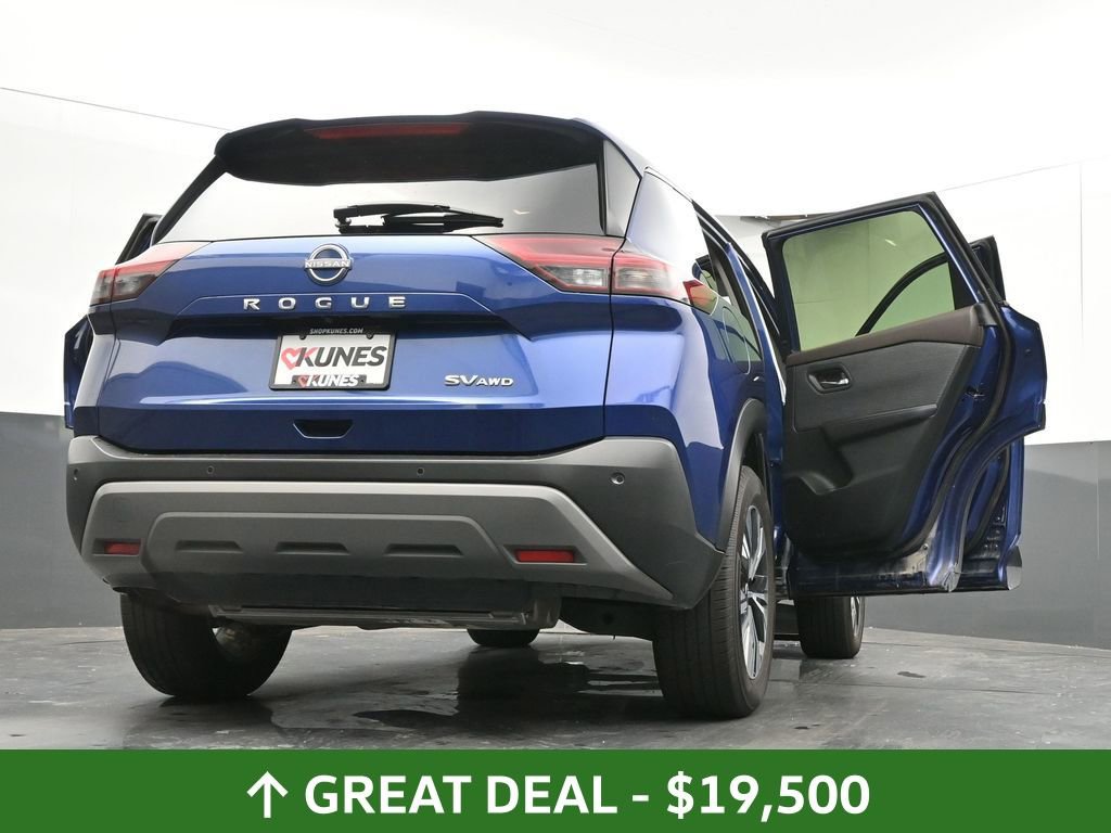 Used 2023 Nissan Rogue SV image 75