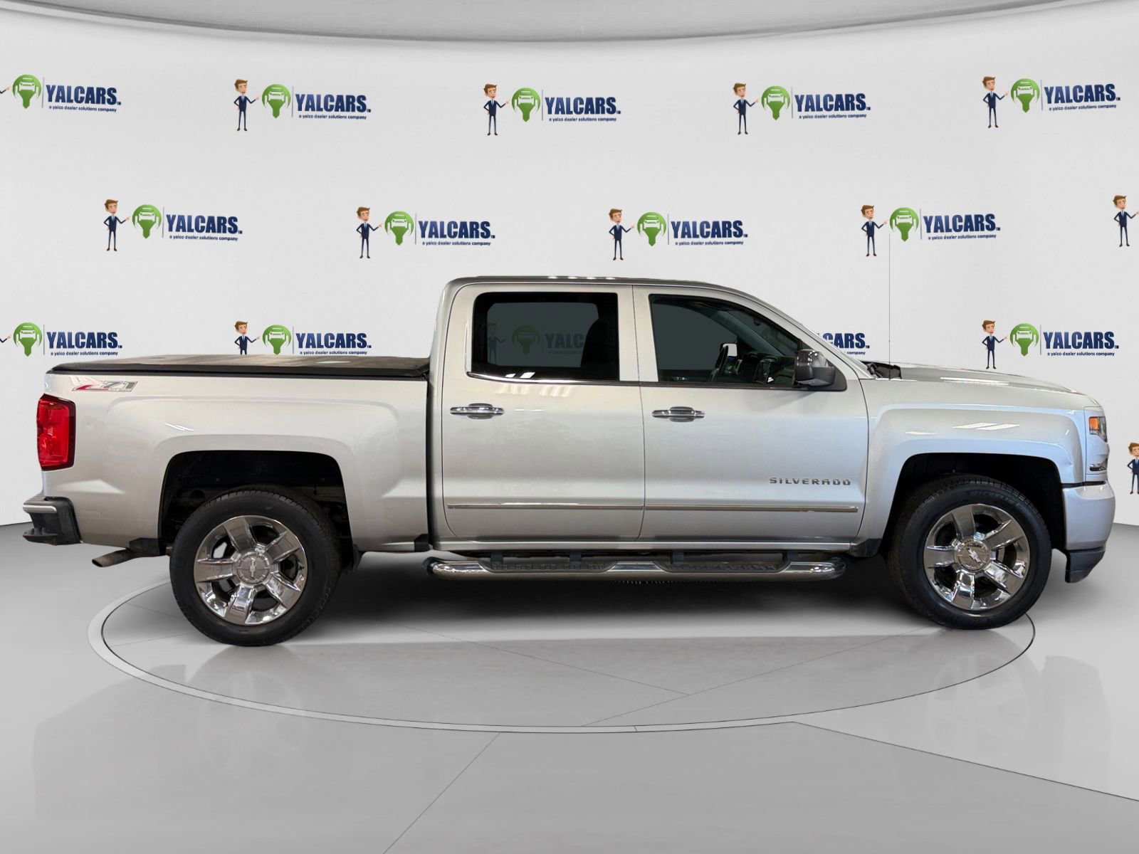 Used 2017 Chevrolet Silverado 1500 LTZ Z71 w/ LTZ Plus Package image 6