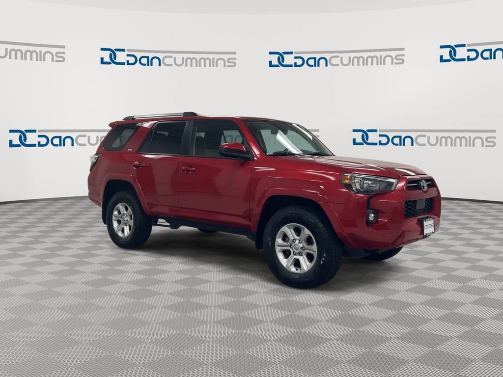 Used 2024 Toyota 4Runner SR5 AWD/4WD image 2