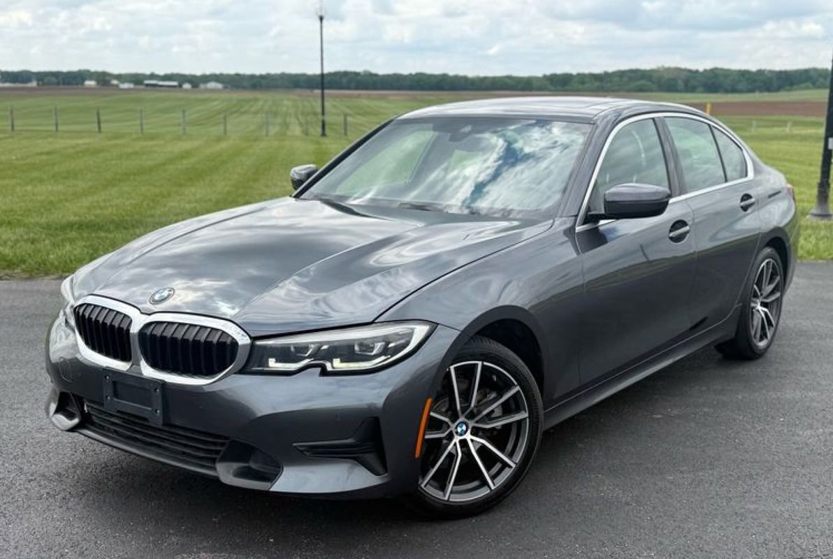 Used 2021 BMW 330i xDrive Sedan AWD/4WD image 1