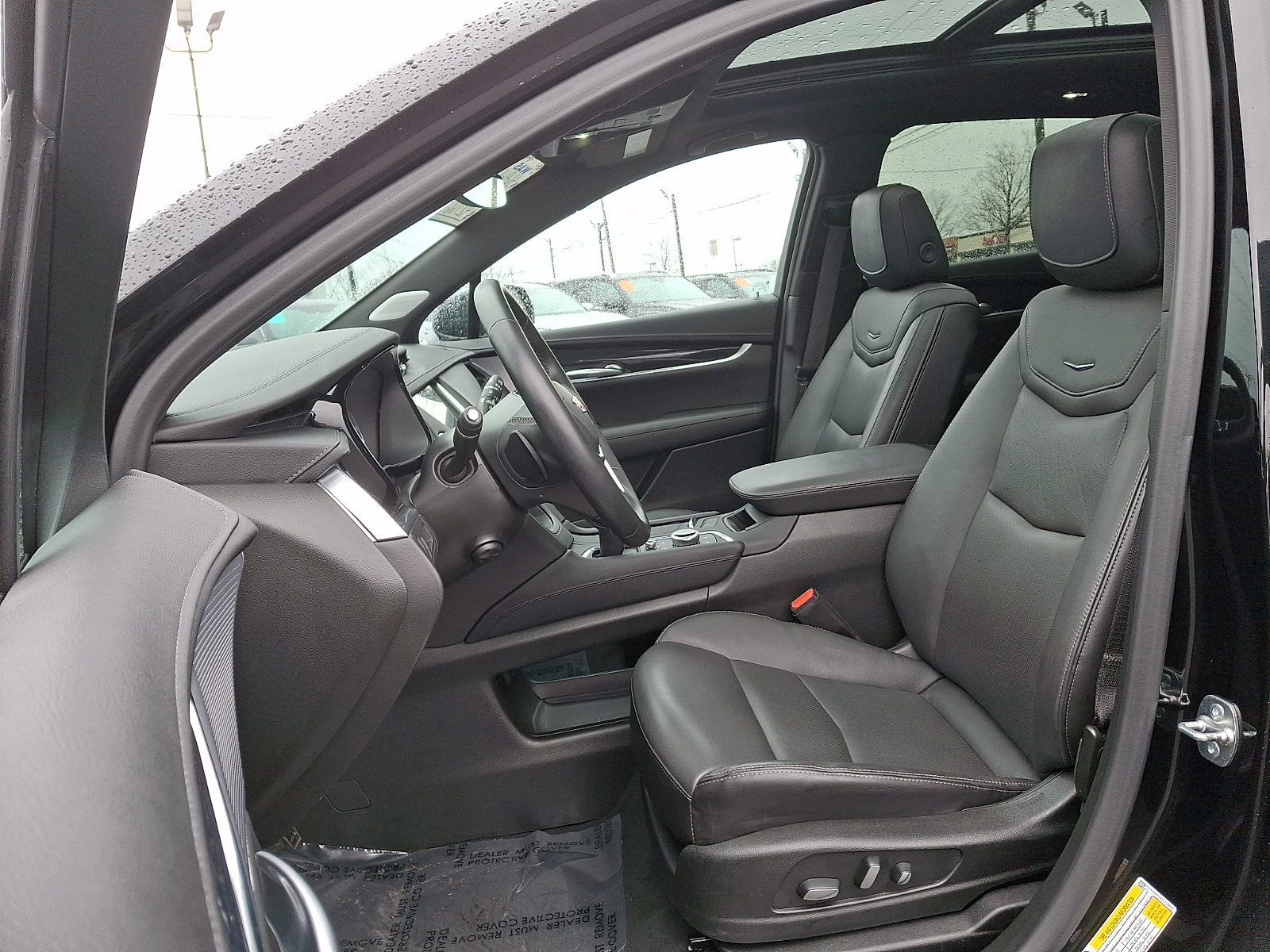 Used 2025 Cadillac XT5 Premium Luxury image 13
