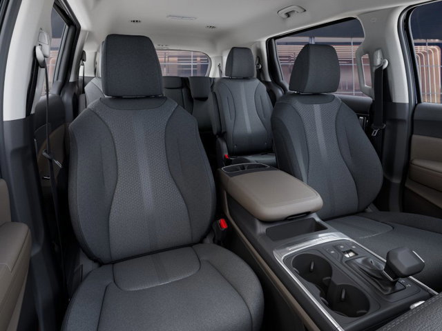 New 2026 Kia Carnival LX image 15