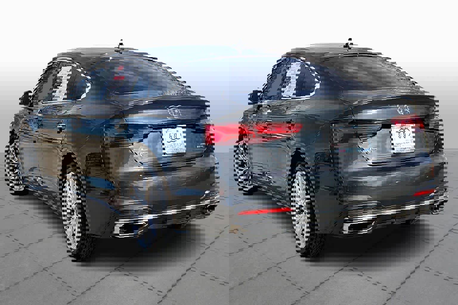 Used 2023 Audi A5 2.0T Premium Plus w/ Premium Plus image 11