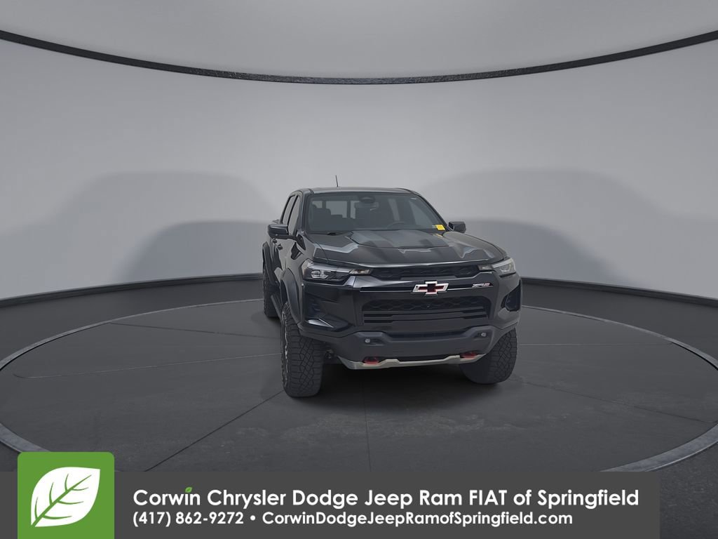 Used 2024 Chevrolet Colorado ZR2 w/ ZR2 Convenience Package III image 4