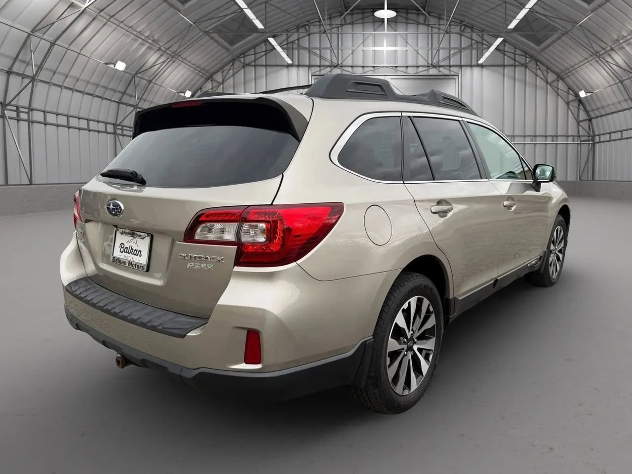 Used 2015 Subaru Outback 2.5i Limited image 5