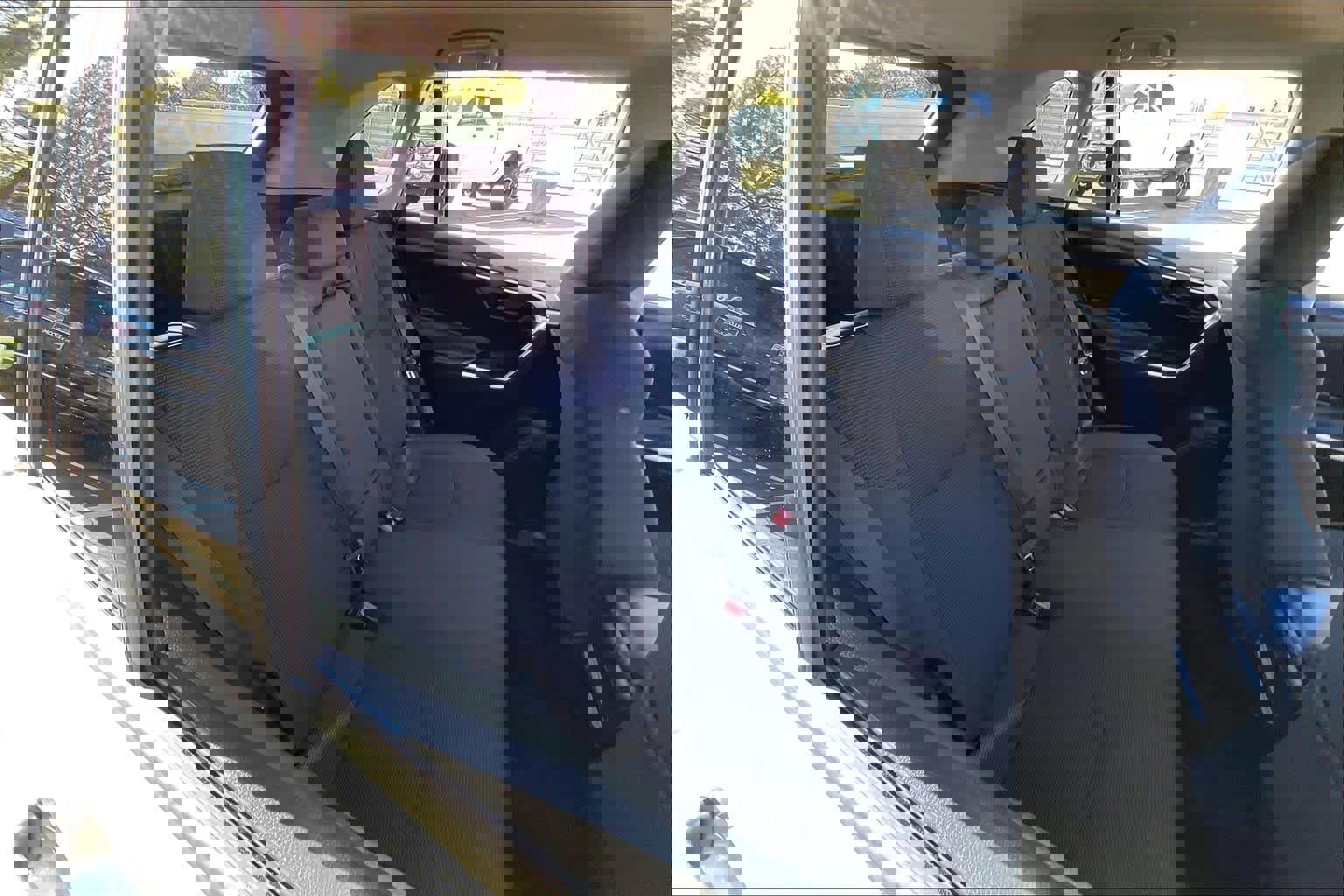 Used 2019 Toyota RAV4 LE w/ Carpet Mat Package image 27