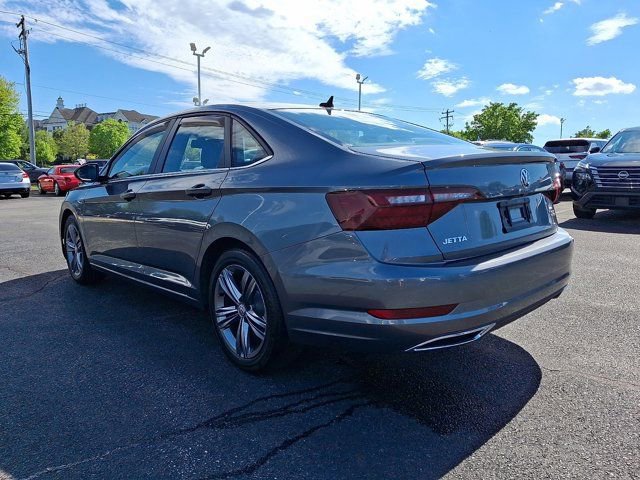 Used 2020 Volkswagen Jetta SE FWD image 4