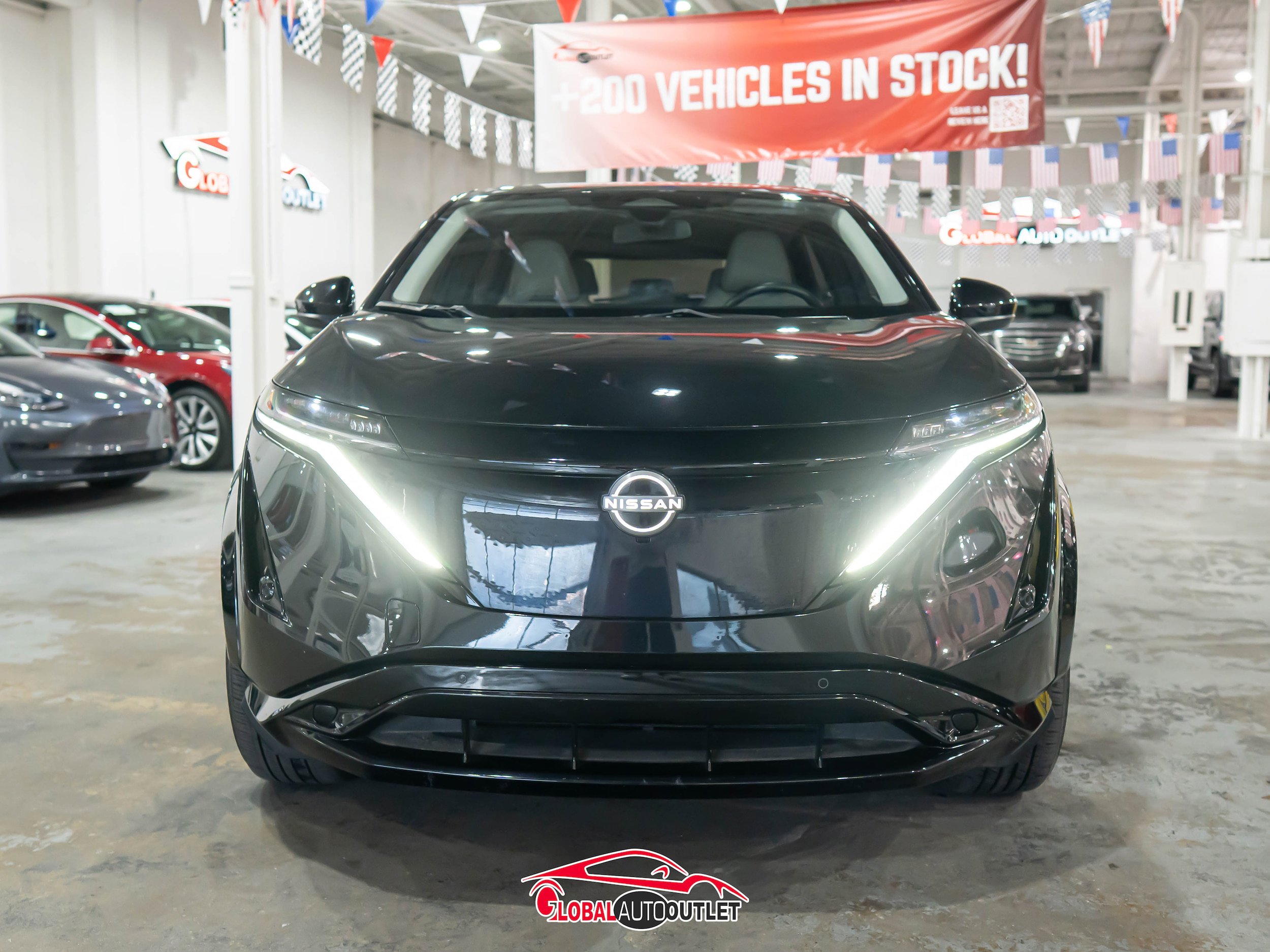 Used 2023 Nissan Ariya FWD image 2