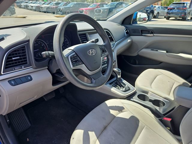 Used 2017 Hyundai Elantra SE image 14