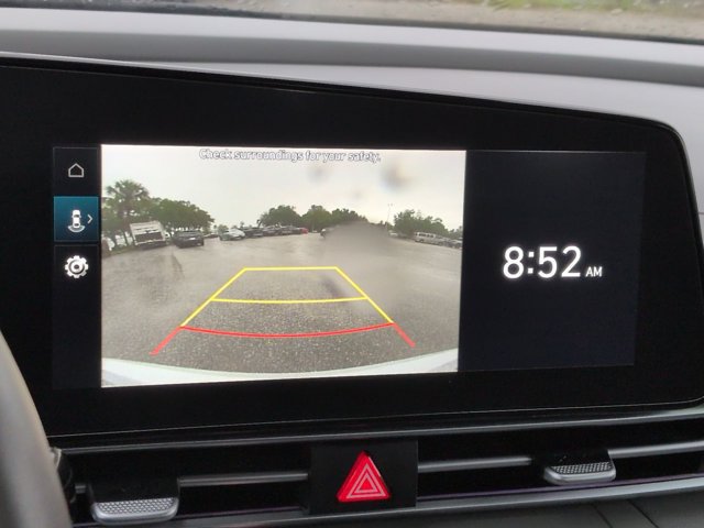 Used 2025 Hyundai Elantra SEL FWD image 19