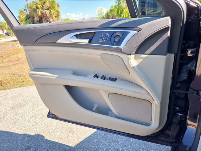 Used 2020 Lincoln MKZ Reserve w/ Elements Package image 20