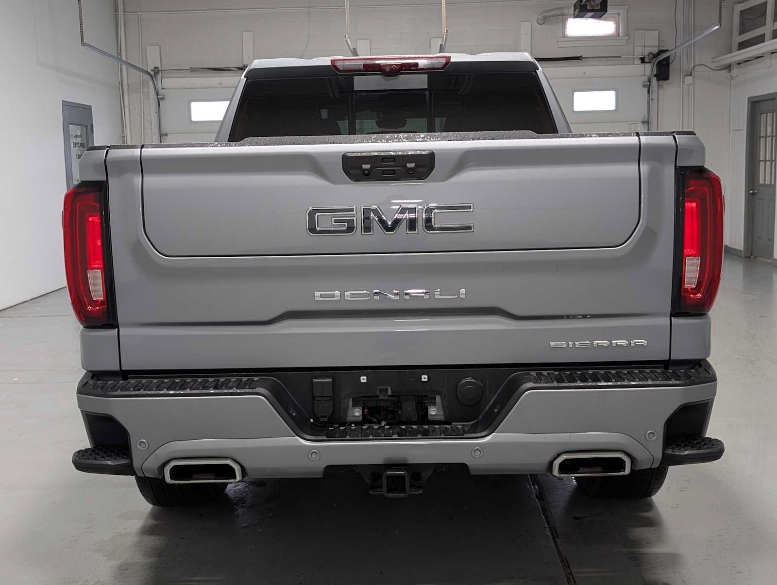 Certified 2024 GMC Sierra 1500 Denali Ultimate AWD/4WD image 9