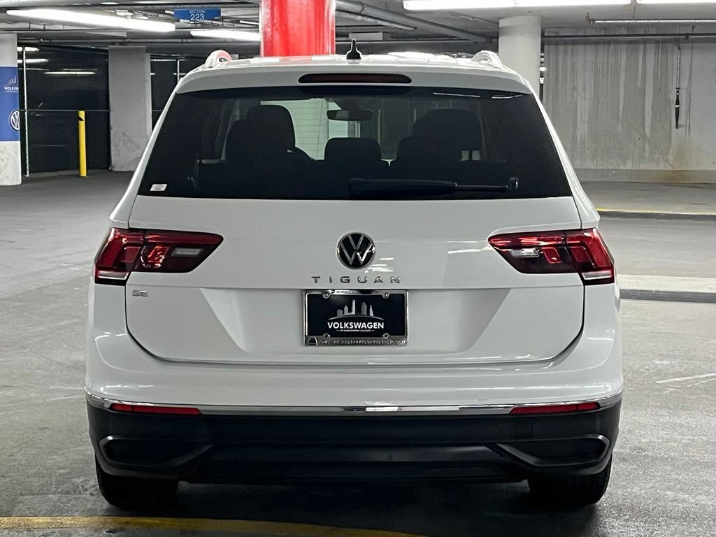 Used 2023 Volkswagen Tiguan SE w/ Panoramic Sunroof Package FWD image 35