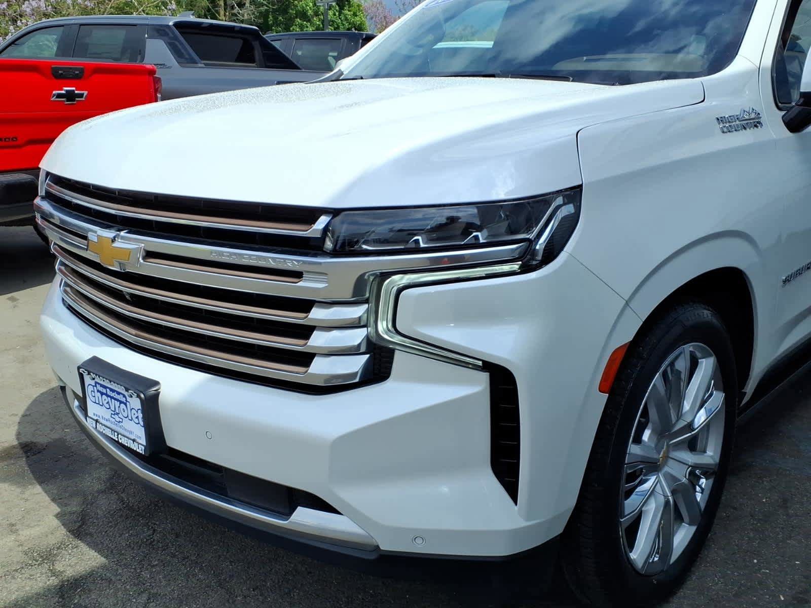 Used 2023 Chevrolet Suburban High Country AWD/4WD image 7