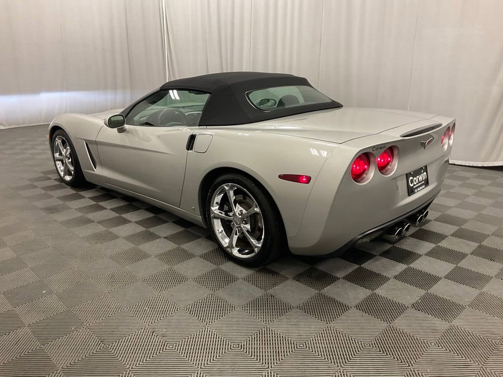 Used 2007 Chevrolet Corvette Convertible w/ Preferred Equipment Group RWD image 15