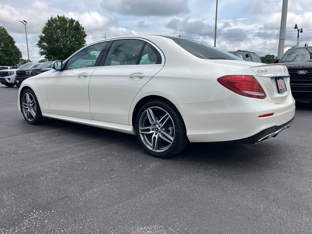 Used 2019 Mercedes-Benz E 300 4MATIC image 4