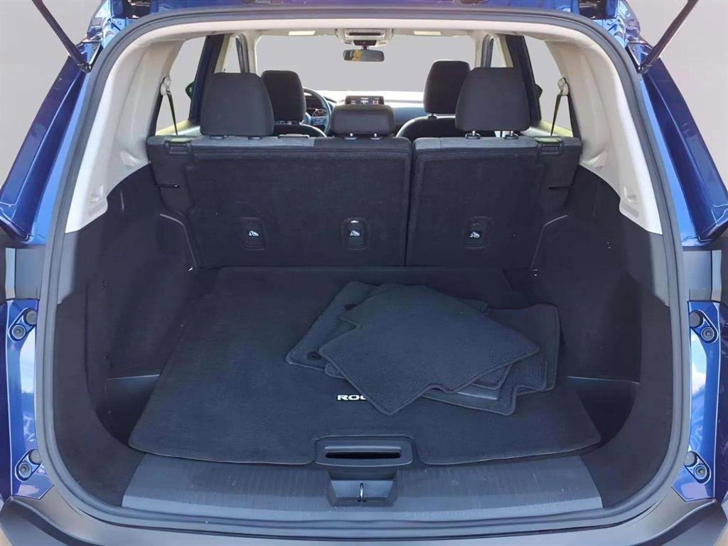 Used 2023 Nissan Rogue SV image 10